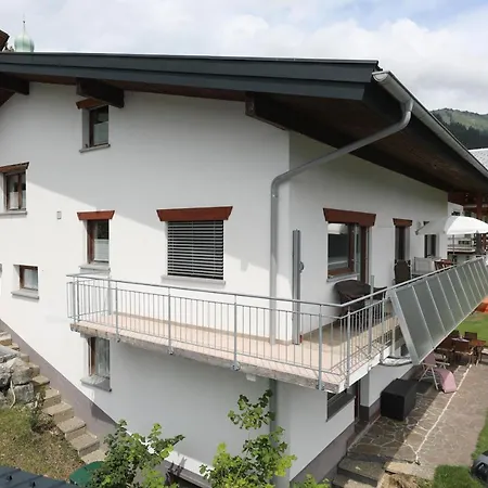 Апартаменты Haus Resi