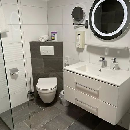 Haus Resi Апартаменты Фонтанелла