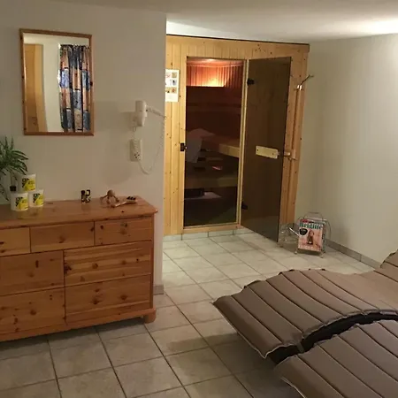 Апартаменты Haus Resi *