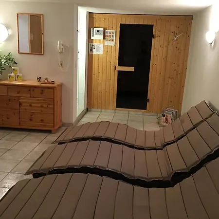 Haus Resi Апартаменты Фонтанелла