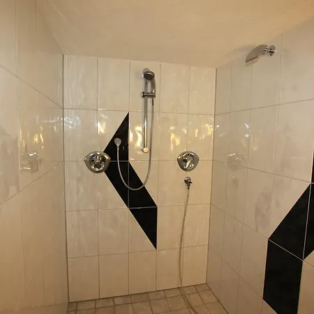 Haus Resi Apartment